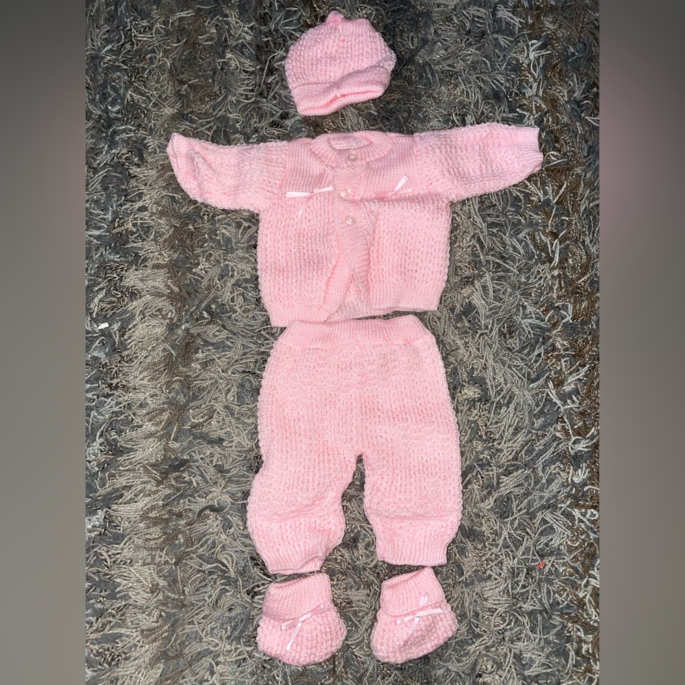 New born girl outfit set